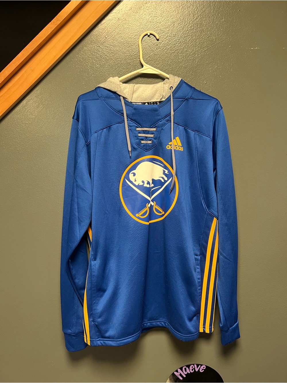 Buffalo Sabres Hockey Pullover with Hood